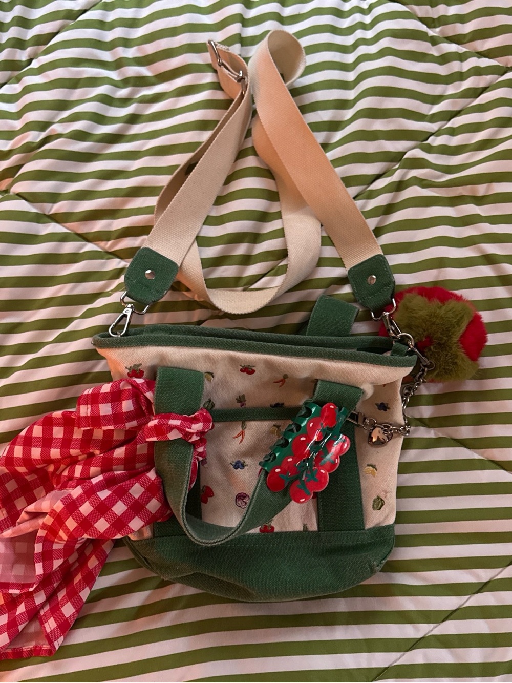MADDEN GIRL PRODUCE BAG PURSE